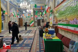 ایستگاه صلواتی همراه با جشن انقلاب در لاسجرد برپا شد