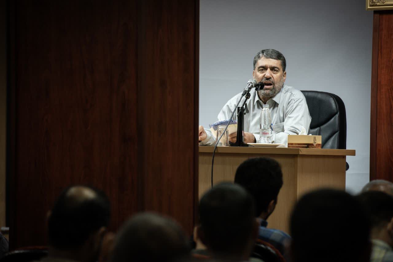 حکمت و هوشمندی رهبر معظم انقلاب در پیام مربوط به تفاهم‌نامه، خدعه آمریکا را با شکست مواجه کرد