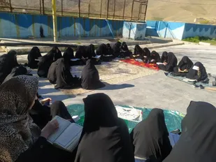 محفل انس با قرآن کریم در فارسان