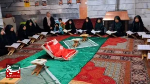 بخشی از ۳ هزار کرسی تلاوت به مناسبت دهه مبارک فجر