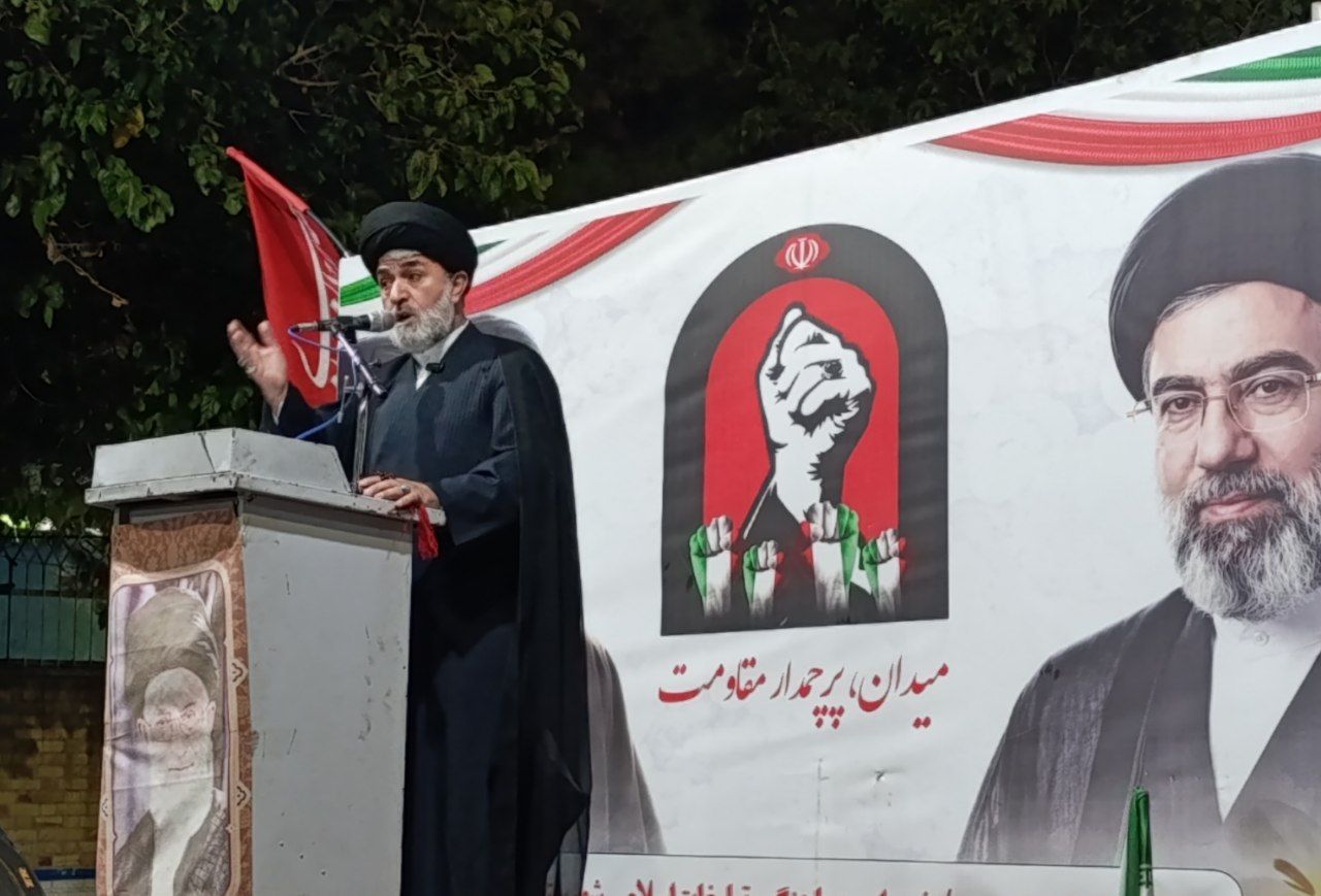 سه رکن خدامحوری، ولایت و مردم، رمز ایستادگی در برابر دشمن است