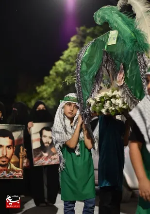 کاروان نمادین اسرای کربلا در شب دوازدهم