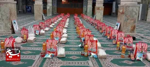 توزیع کمک های مومنانه توسط جهادگران پایگاه مائده