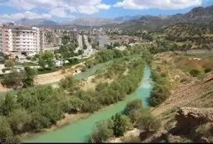 واکنش بسیج دانشجویی دانشگاه علوم پزشکی یاسوج به موضوع تخلیه فاضلاب بیمارستان در رودخانه بشار