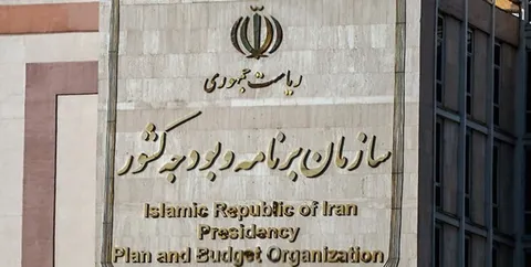 رویکرد دولت و سازمان برنامه و بودجه تغییر ریل اقتصادی کشور است