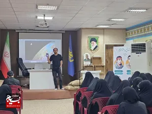 مراسم اختتامیه دوره ی عکاسی و روز خبرنگار در ناحیه امام حسن مجتبی (ع) برگزار شد