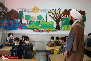 جنگ شناختی بستری برای پیاده سازی اهداف دشمن شده است/ بیان عقبه فکری انقلاب اسلامی جهاد تبیین است