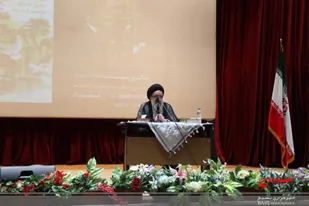 وجود رهبران عالم، مهمترین مولفه امیدآفرین در جامعه اسلامی است