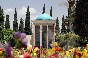 تجلیل از مفاخر بزرگ، یکی از مهم&zwnj;ترین برنامه در حوزه فرهنگ دولت مردمی است/ سعدی یکی از نماد&zwnj;های هویتی کشور است