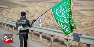 ورود ۴ هزار زائر پیاده به حرم مطهر رضوی در روز زیارتی امام رضا(ع)/ ۲۰۰ زائر عراقی وارد مشهد شدند