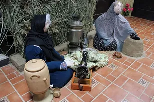 برپایی گالری &laquo;مه بانوی ایرانی&raquo; به همت خواهران حوزه 420 ناحیه امام هادی (ع)