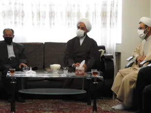 دیدار با خانواده شهدا توفیق الهی است