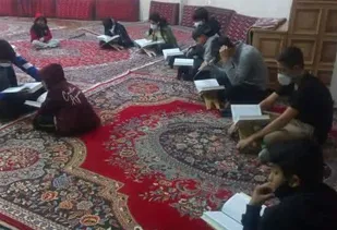 حلقه صالحین قرآنی پایگاه بسیج ثامن الائمه (ع) خوانسار