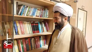 &nbsp;

کتابخوانی سلاح ما در جهاد تبیین است