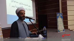 حسن خلق رمز موفقیت درخدمت به مردم است