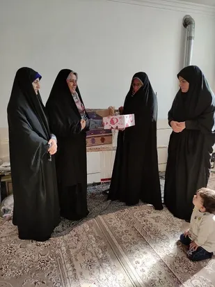 تقدیر از بانوی بسیجی فعال و کار آفرین در روستای سید آباد