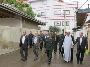 دیدار فرمانده سپاه کربلای مازندران از خانواده های معسرین جویبار