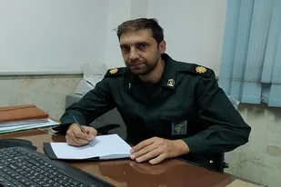 دﻫﻪ ﮐﺮاﻣﺖ ﻣﻈﻬﺮ اﯾﺜﺎر و عشق به ولایت است