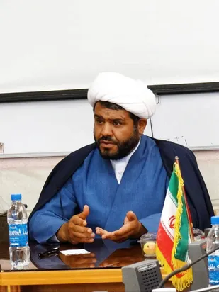 مساجد و امامزادگان مصرف برق خود را کاهش دهند