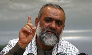 خواسته&zwnj;های امام خامنه&zwnj;ای در مورد اسناد بدست آمده از لانه جاسوسی را پیگیری خواهیم کرد