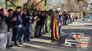 مادر سردار شهید علی اصغر بذرپاچ به فرزند شهیدش پیوست