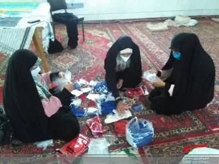 تهیه و توزیع ۵۰۰ بسته بهداشتی به همت خواهران بسیجی در کلاته خیج+ تصاویر