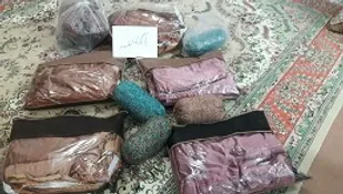 طرح همدلی در روز پدر توسط پایگاه اطهر حوزه نرجس خاتون ناحیه مرکزی یزد