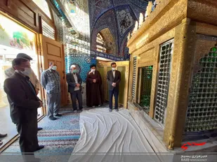 غبار روبی و عطر افشانی امامزادگان شهرکرد