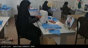 آرزوی مادر شهید مدافع حرم در کارگاه تولید ماسک برآورده شد