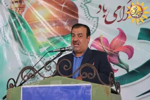 هر کس دل در گرو نظام، ولایت فقیه و آرمان شهدا دارد، بسیجی است