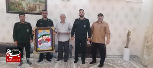 دیدار با خانواده شهدا موجب روحیه برای خدمت به ملت است