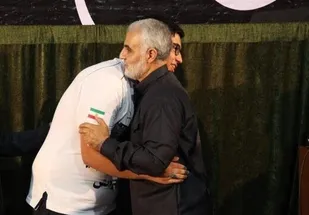 قهرمان تیراندازی با کمان: مدالی را که به شهید حاج قاسم سلیمانی هدیه داده بودم، خودش به من امانت داد
