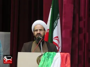زنان و مادران نمونه، بشریت را به ارزشهای والای انسانی می رساند