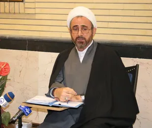 معلمان خط مقدم مقابله با شبیخون فرهنگی دشمن هستند