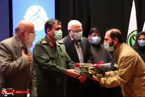 رونمایی از ۱۳ کتاب انتشارات روایت فتح