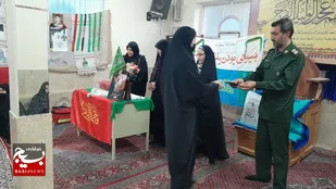 نشستی با بسیجیان فعال پایگاه بیت الزهرا (مهدیه) شهرستان فارسان برگزار و از بسیجیان فعال تقدیر شد