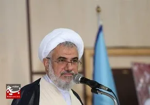 مکتب عاشورا، حریت و آزادگی را به انسان&zwnj;ها می&zwnj;آموزد