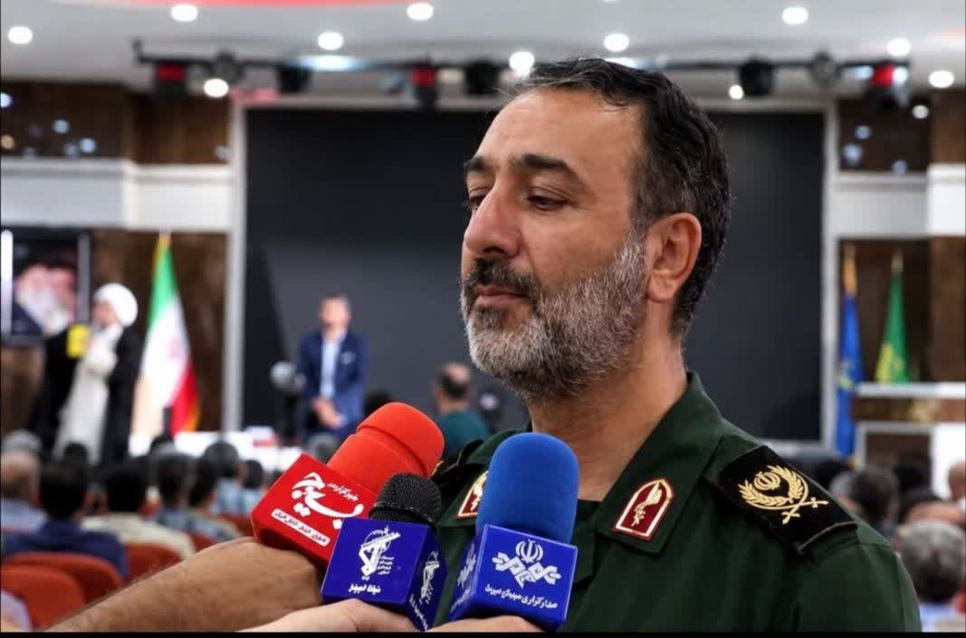 باید دیوارهای پایگاه بسیج را برداشت و دیوارهای محله را جایگزین کرد باید دیوارهای پایگاه بسیج را برداشت و دیوارهای محله را جایگزین کرد
