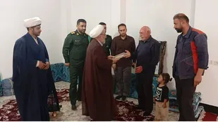 تکریم خانواده&zwnj;های معظم شهدا در شهرستان رومشکان با حضور مسئول نمایندگی ولی&zwnj;فقیه در سپاه حضرت ابوالفضل (ع) لرستان