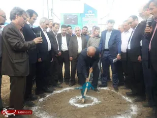 کلنگ&zwnj;زنی بزرگترین مجتمع بسته&zwnj;بندی فرآورده&zwnj;های خام دامی غرب کشور در نهاوند