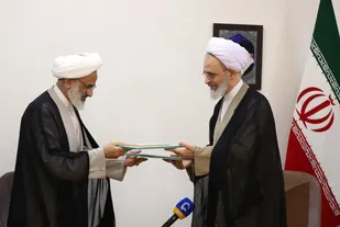 تفاهم نامه همکاری حوزه علمیه و نمایندگی ولی فقیه در سپاه امضا شد