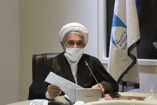 دیدگاه اسلام اصل بر صلح و دفاع است، چون دفاع مقدس، ولی جنگ منفی و مضر است