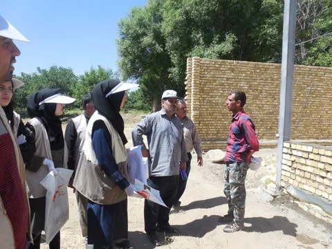 مهندسان بسیجی در اردوی جهادی مبارزه با بیماری های دامی