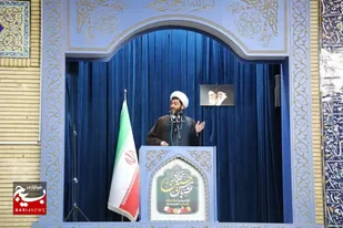 ولایت فقیه عامل ایستادگی ایران مقابل سفاکان جهان است