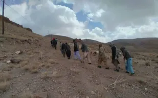برگزاری مسابقات کوهپیمایی به مناسبت هفته دفاع مقدس در پایگاه فدایان رهبر تفتان