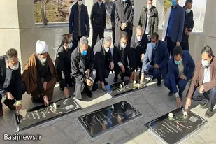 ادای احترام معاون توسعه مدیریت و منابع استانداری همدان به مقام شامخ شهدای گمنام نهاوند