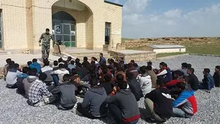 میدان تیر آمادگی دفاعی دانش&zwnj;آموزان در شهرستان بهار برگزار شد