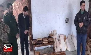 فرمانده سپاه سیمرغ از کارگاه تولیدی مشاغل خانگی بازدید کرد
