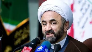 بصیرت سدی در برابر دشمن بیرونی و درونی است