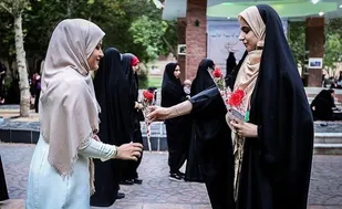 عضو هیأت علمی دانشگاه امام حسین(ع):
حجاب اولین سدی که پست مدرن&zwnj;ها تلاش می کنند شکسته شود